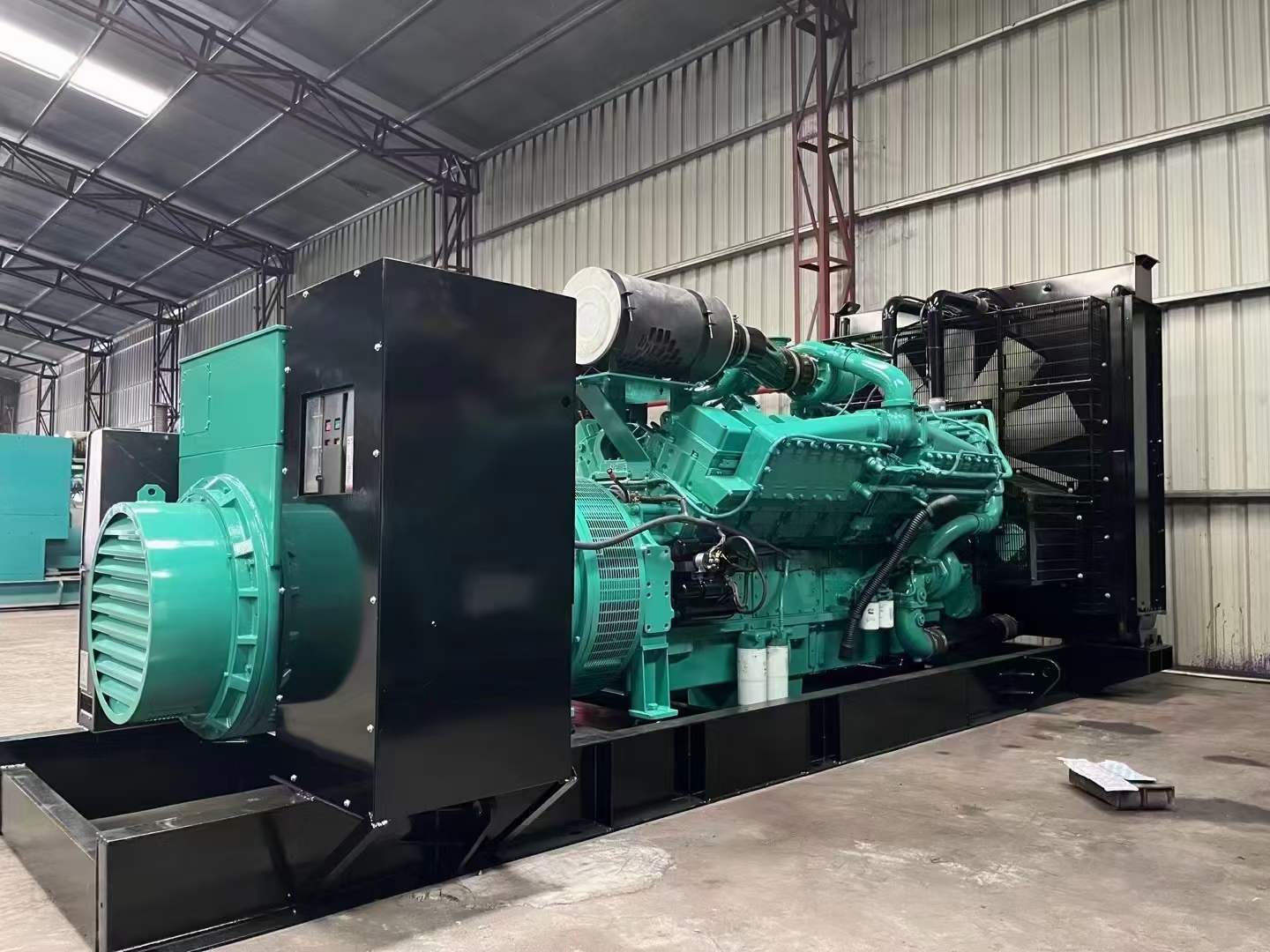 临桂如何修正海拔高度对电缆载流量的影响？