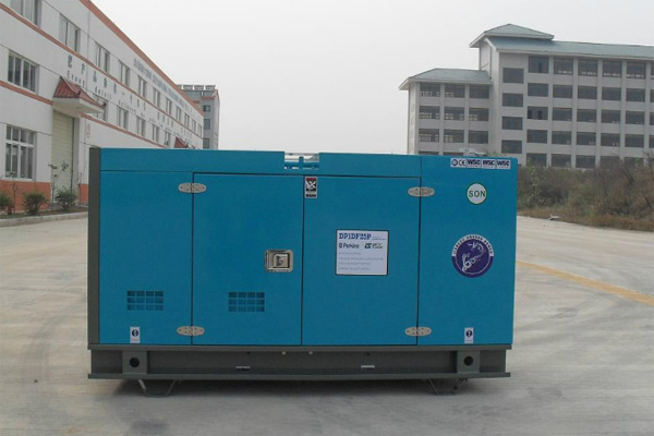 临桂发电机租赁发电机组的换季保养注意事项