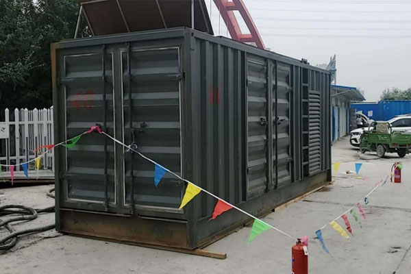 临桂发电机租赁空气滤清器多久更换一次？