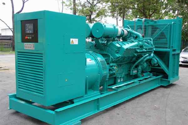 临桂柴油发电机组电压不稳定怎样维修？