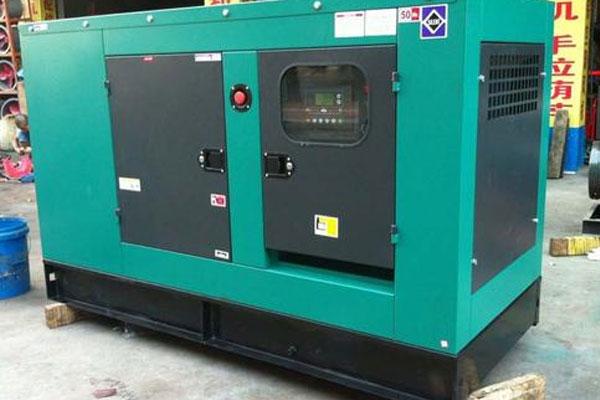 临桂如何检查机油的使用时间？