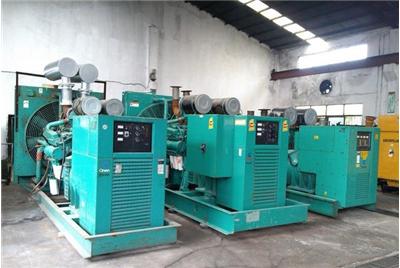 临桂如何将干接点与其他设备连接？